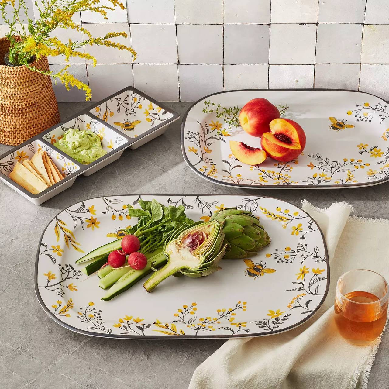 Member's Mark 3-Piece Bamboo Melamine Serveware Set - Vintage Bee