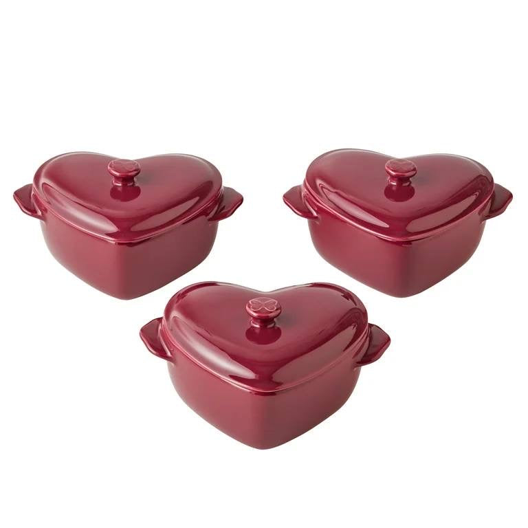 (PREORDER) The Pioneer Woman 6.45" 3-Piece Mini Hearts Ceramic Baking Dish with Lid