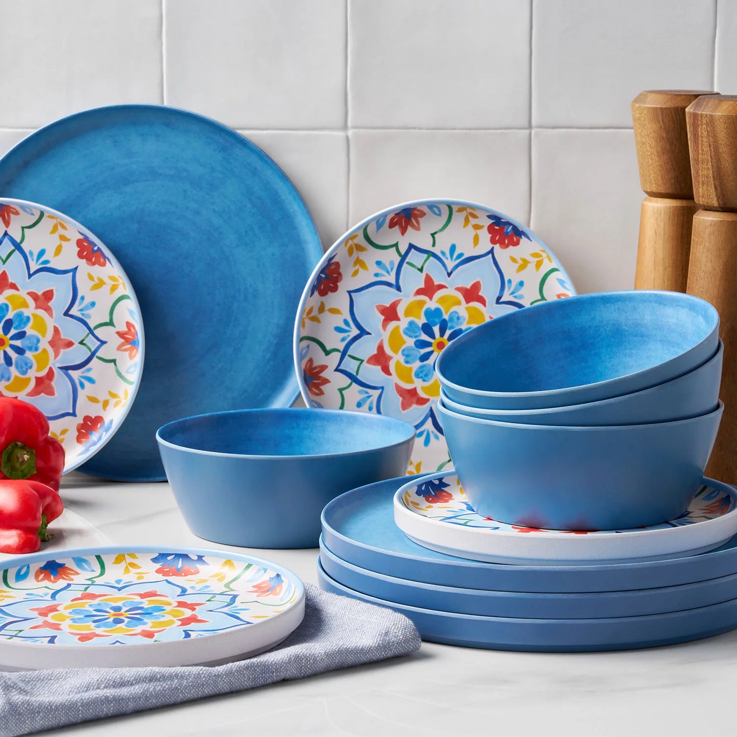 Member's Mark Bamboo Melamine 12-Piece Dinnerware Set