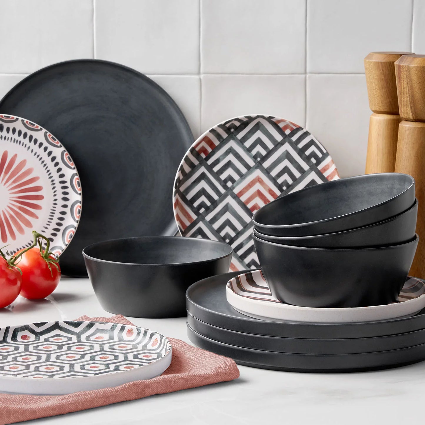 Member's Mark Bamboo Melamine 12-Piece Dinnerware Set