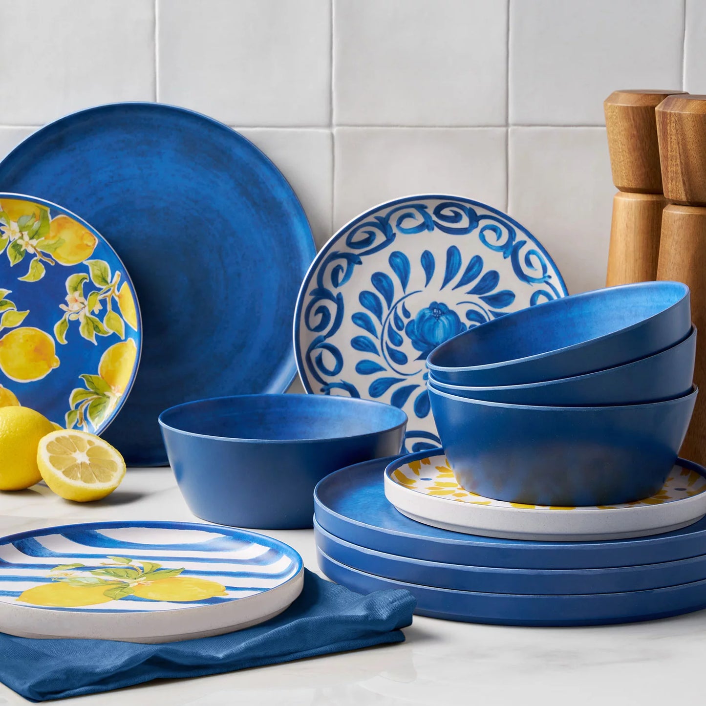 Member's Mark Bamboo Melamine 12-Piece Dinnerware Set